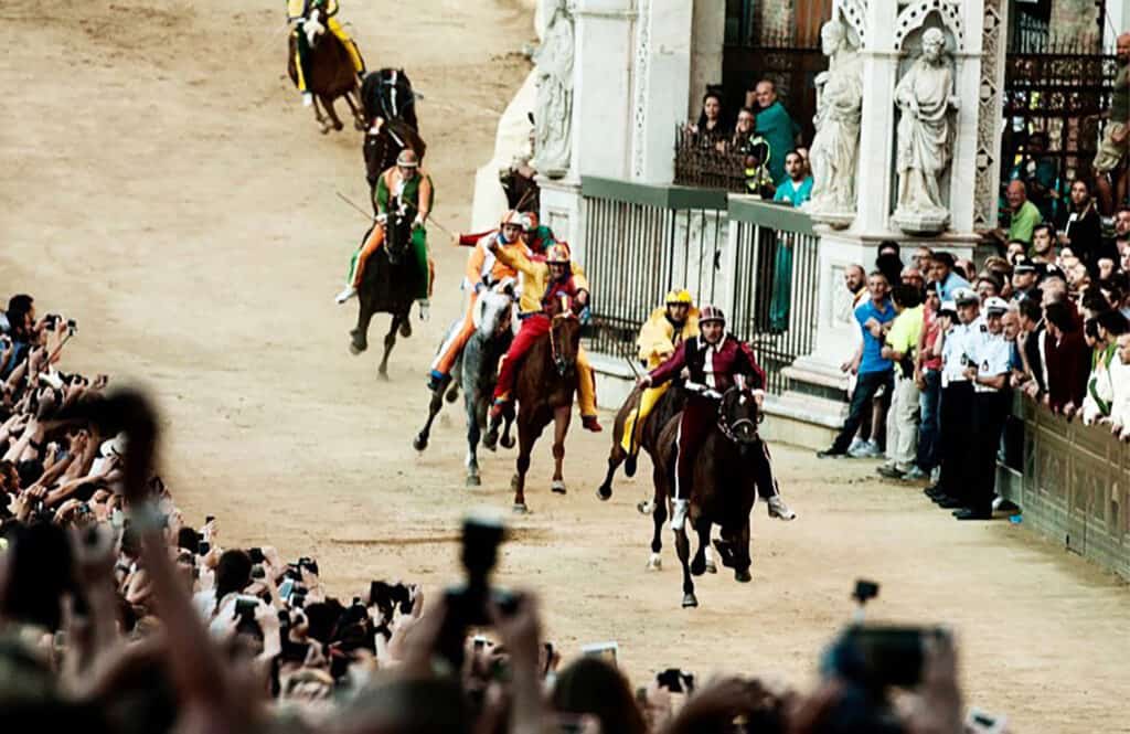 Palio di Siena tour