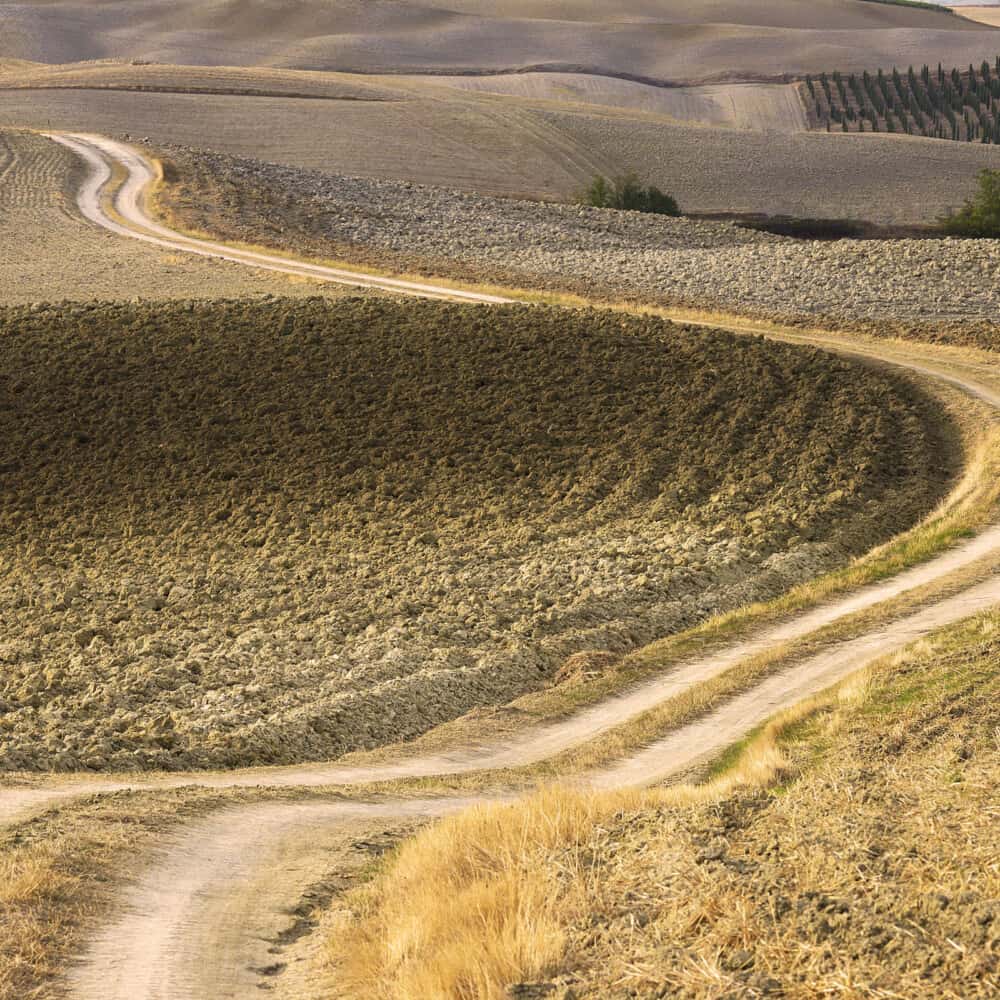 hiking montalcino bruonell