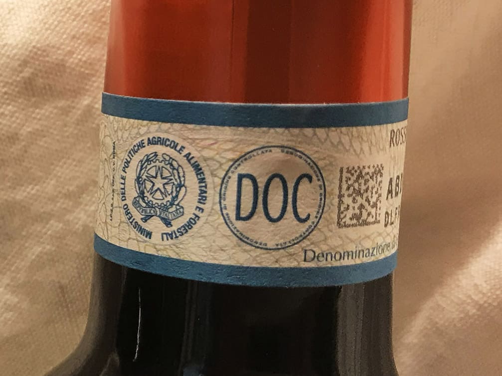 Italian  DOC and DOCG wines explained