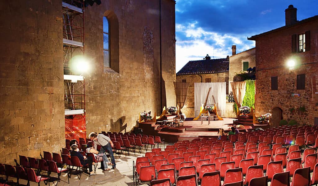 Teatro Povero di Monticchiello traditional events Tuscany