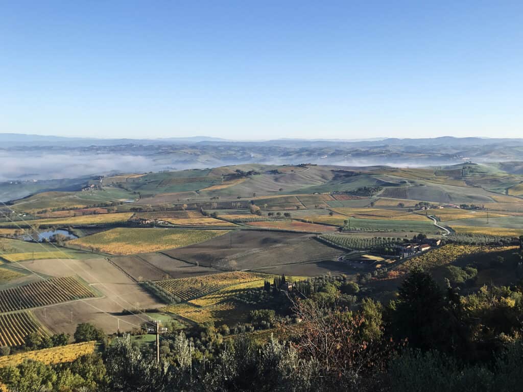The Top 3 Hiking Trails Around Montalcino 4 The Top 3 Hiking Trails Around Montalcino - Montalcino Wine Tours